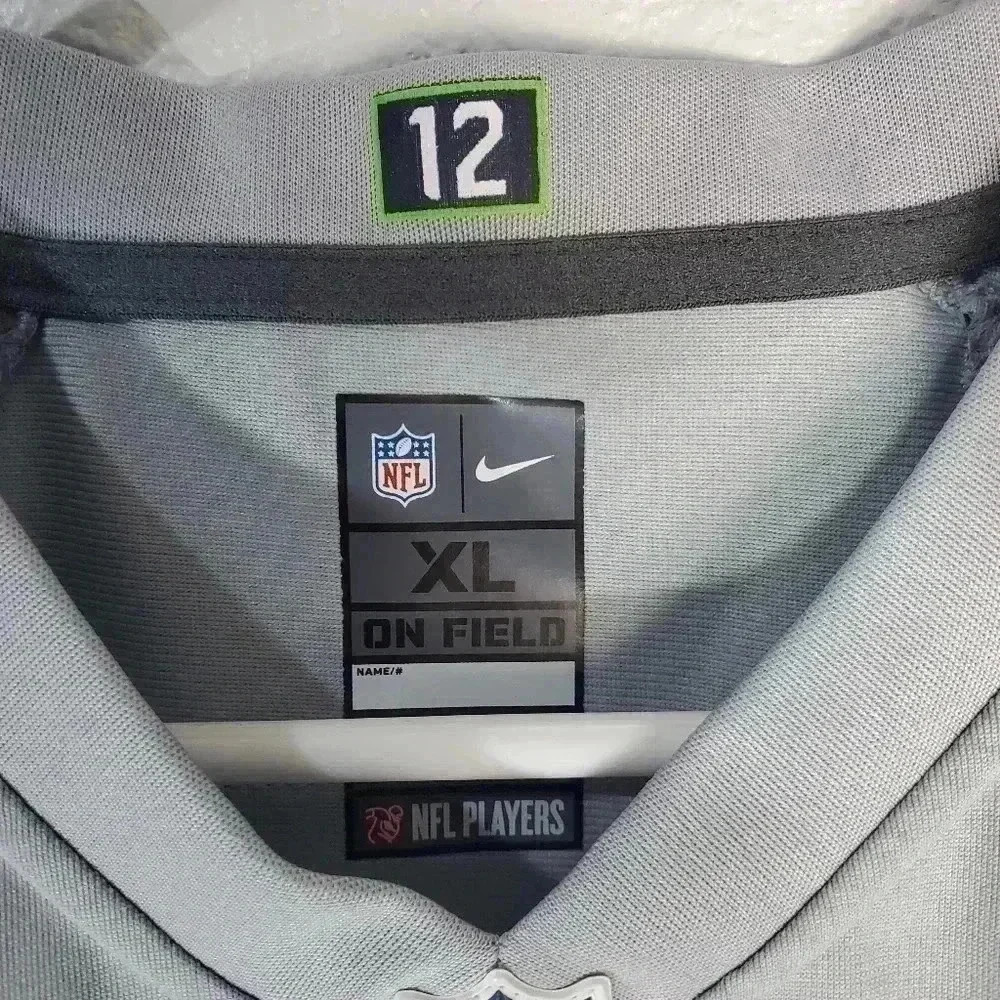 Gray Nike Seattle Seahawks Jersey Youth XL On Field Russ Wilson #3 - Picture 6 of 6